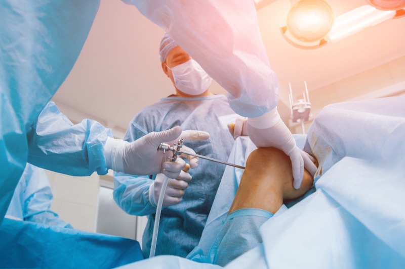 Arthroskopische, rekonstruktive Kniegelenkchirurgie